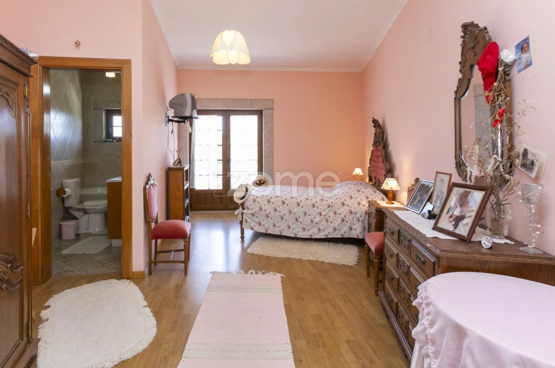 Quinta T8 para Venda em Valongo dos Azeites Foto 43