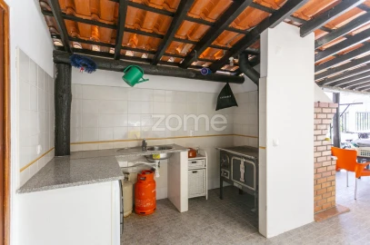 Moradia T4 para Venda em Arganil