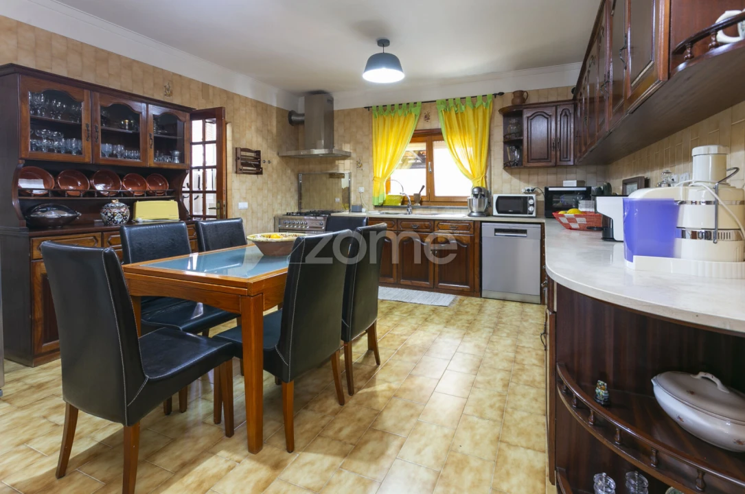 Moradia T4 para Venda em Arganil Foto 6