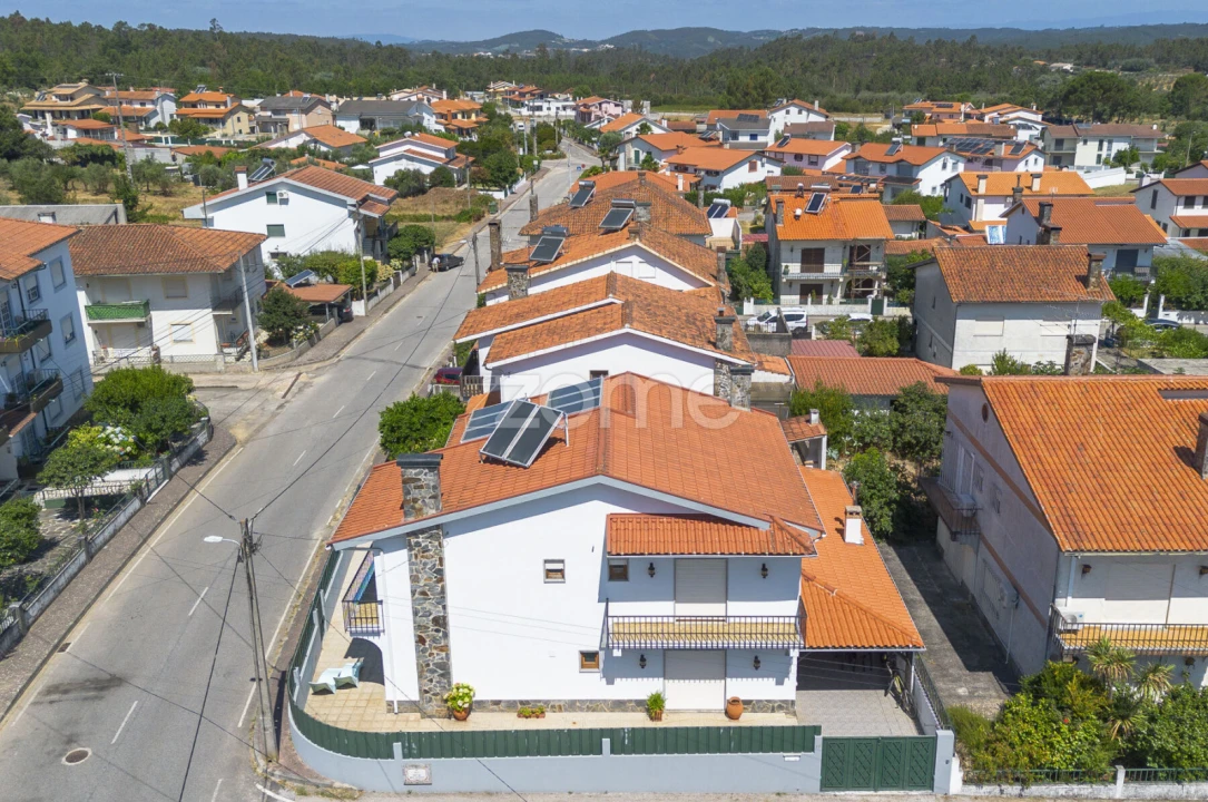 Moradia T4 para Venda em Arganil Foto 38