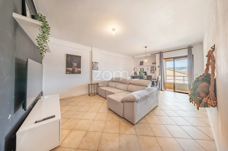 Apartamento T2 para Venda em Ferreiros e Gondizalves Foto 2