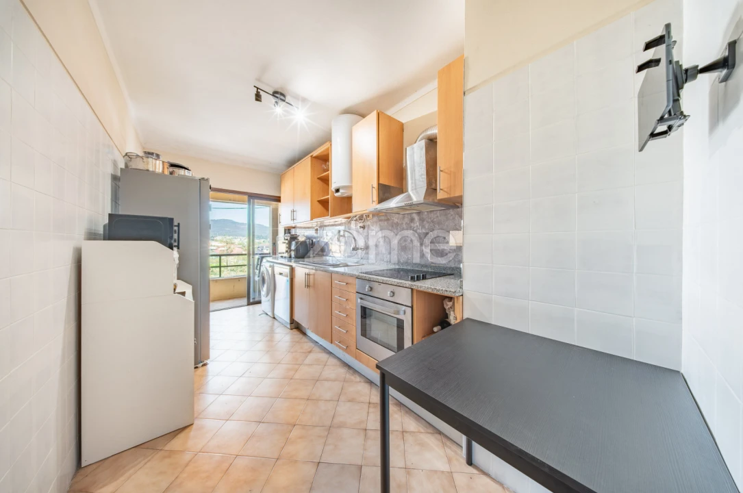 Apartamento T2 para Venda em Ferreiros e Gondizalves Foto 5