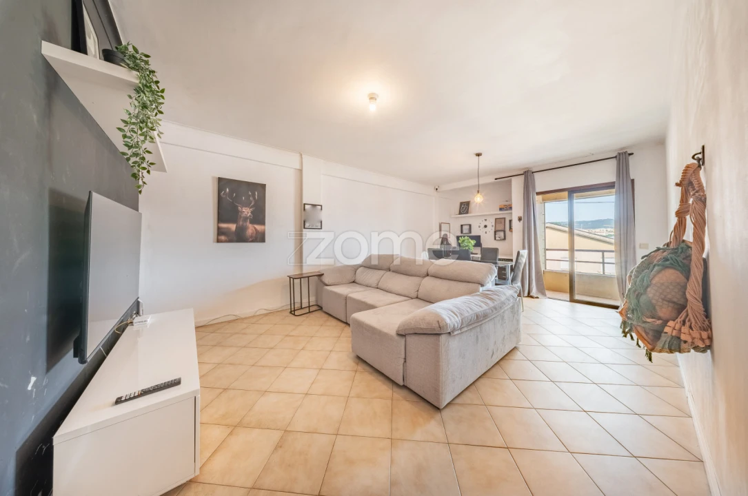 Apartamento T2 para Venda em Ferreiros e Gondizalves Foto 2
