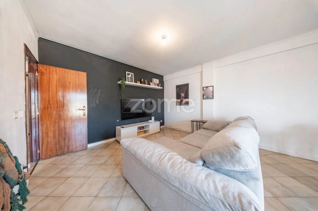 Apartamento T2 para Venda em Ferreiros e Gondizalves Foto 14