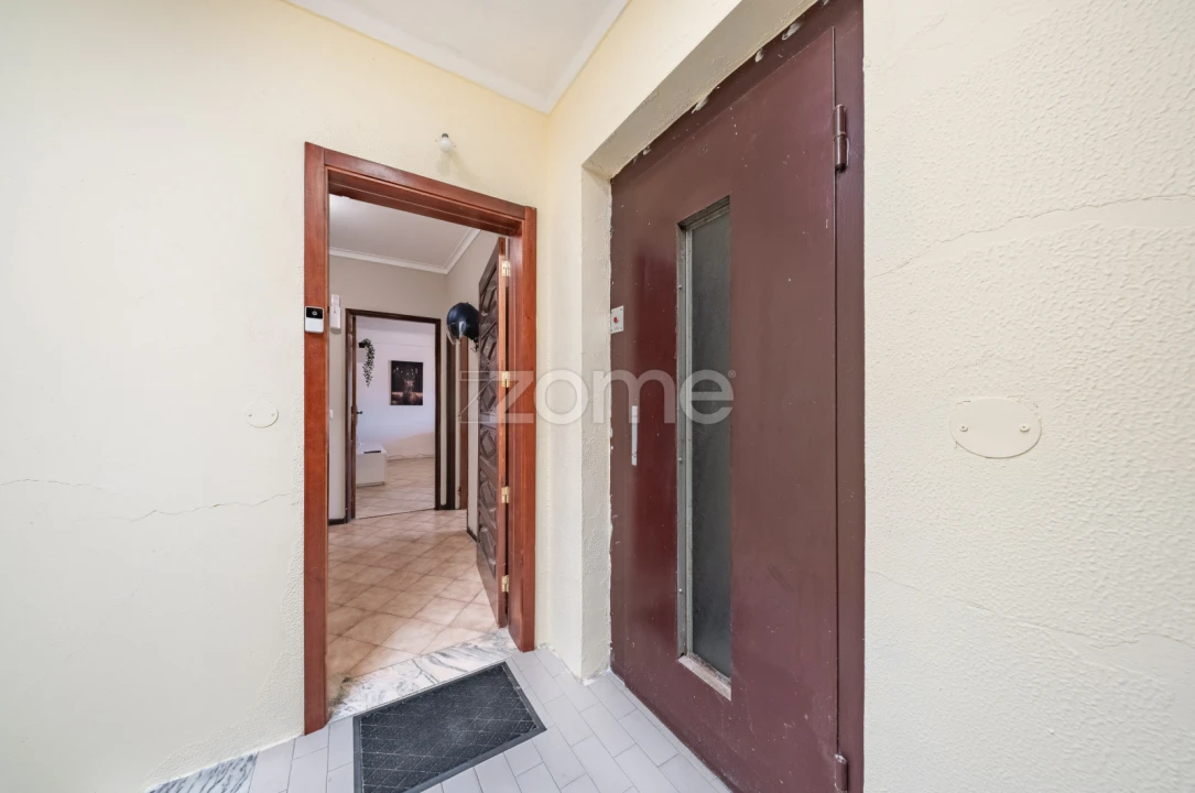 Apartamento T2 para Venda em Ferreiros e Gondizalves Foto 23