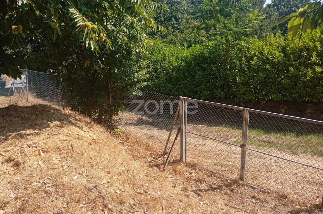 Terreno para Venda em Sabariz Foto 6