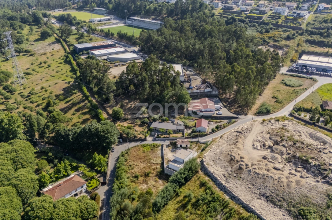 Terreno para Venda em Sabariz Foto 5