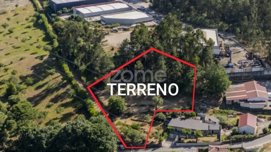 Terreno para Venda em Sabariz