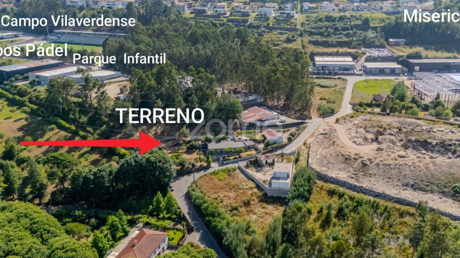 Terreno para Venda em Sabariz