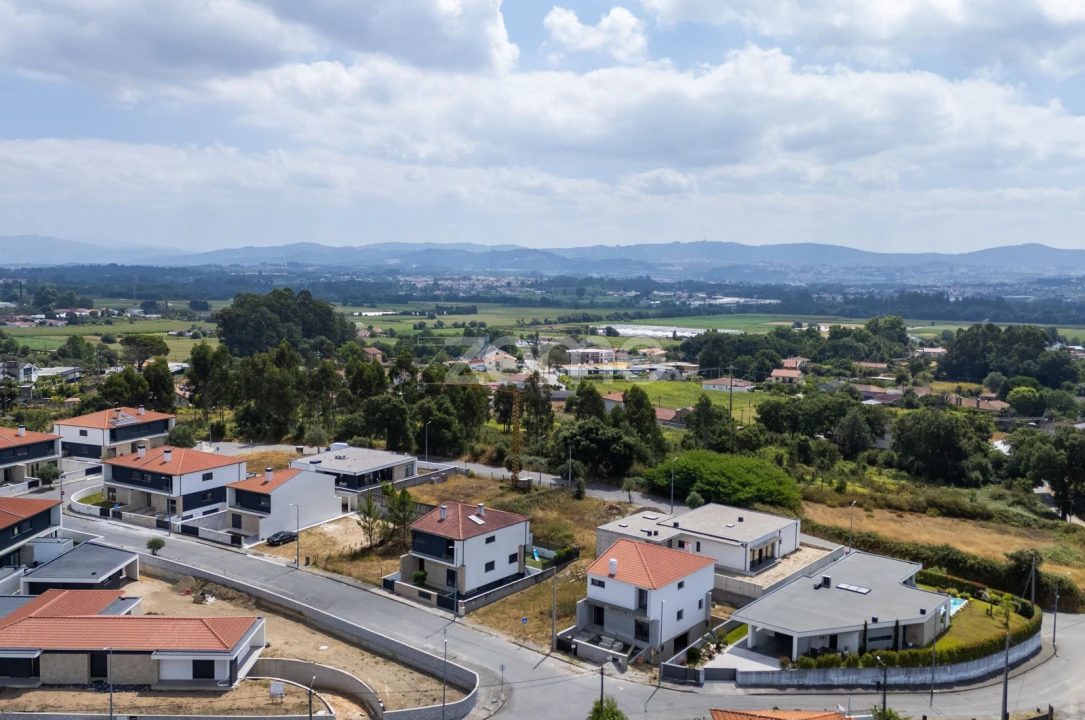 Terreno para Venda em Cabanelas Foto 2