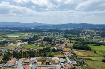 Terreno para Venda em Cabanelas