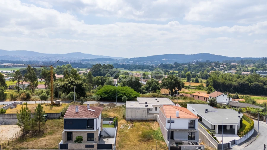 Terreno para Venda em Cabanelas