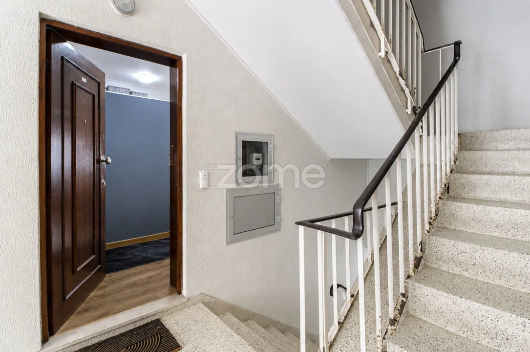 Apartamento T2 para Venda em Nogueira e Silva Escura Foto 24