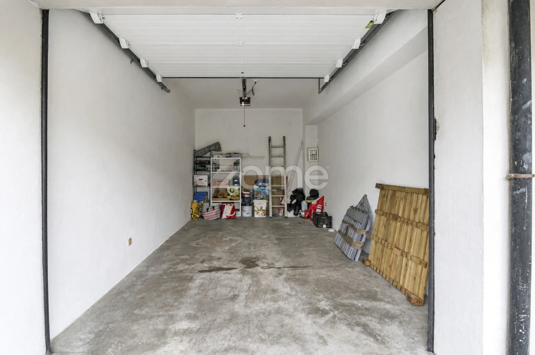 Apartamento T2 para Venda em Nogueira e Silva Escura Foto 26