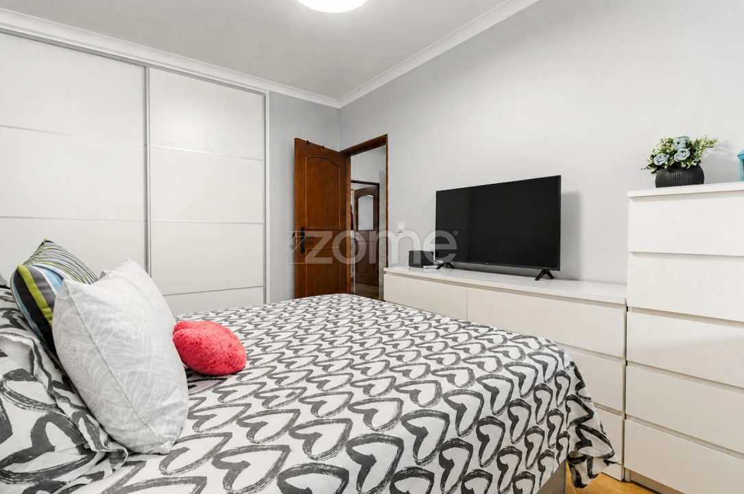 Apartamento T2 para Venda em Nogueira e Silva Escura Foto 18