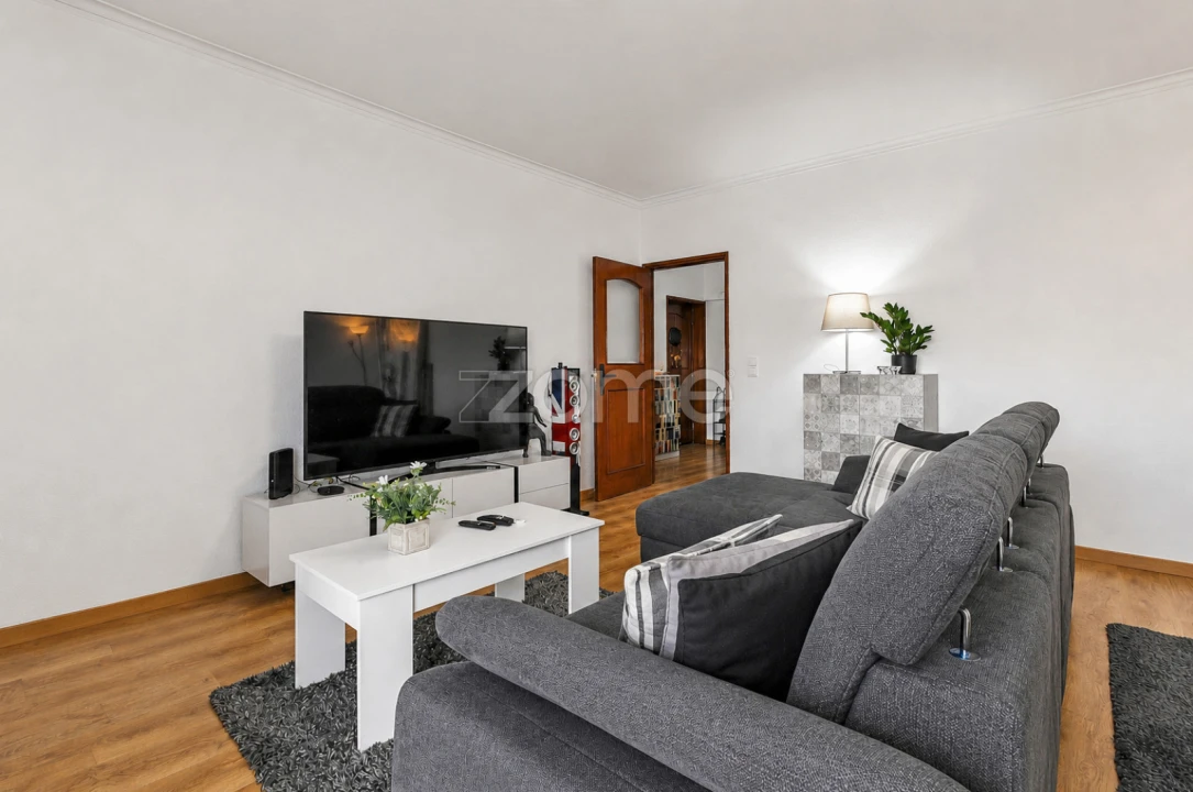 Apartamento T2 para Venda em Nogueira e Silva Escura Foto 10