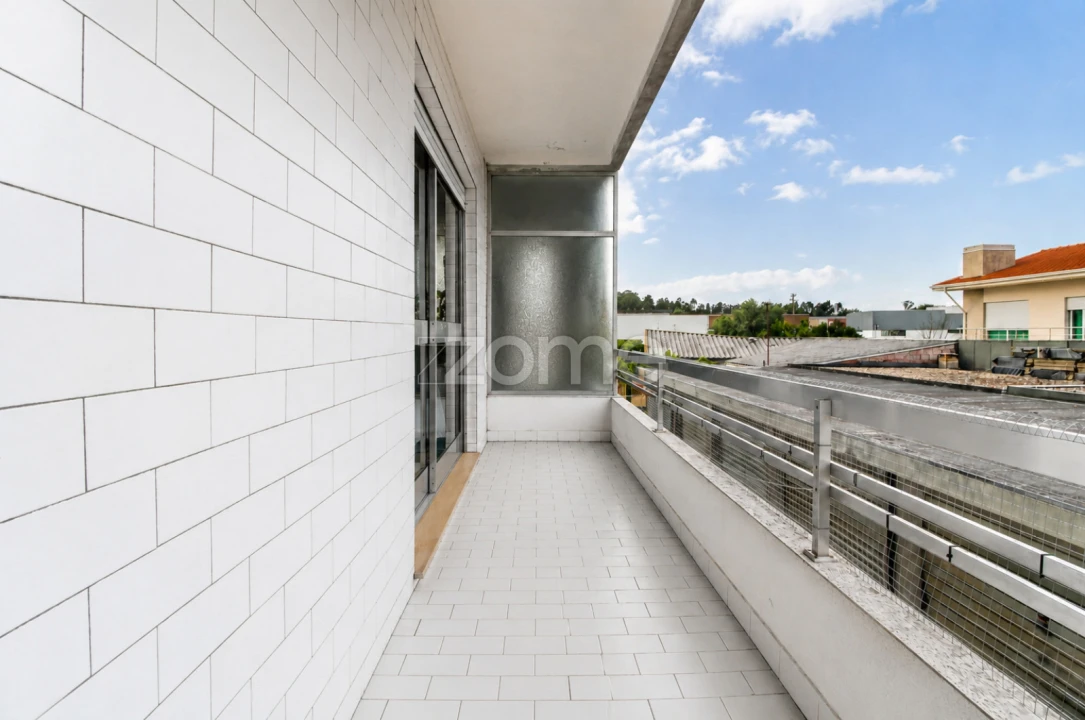 Apartamento T2 para Venda em Nogueira e Silva Escura Foto 13
