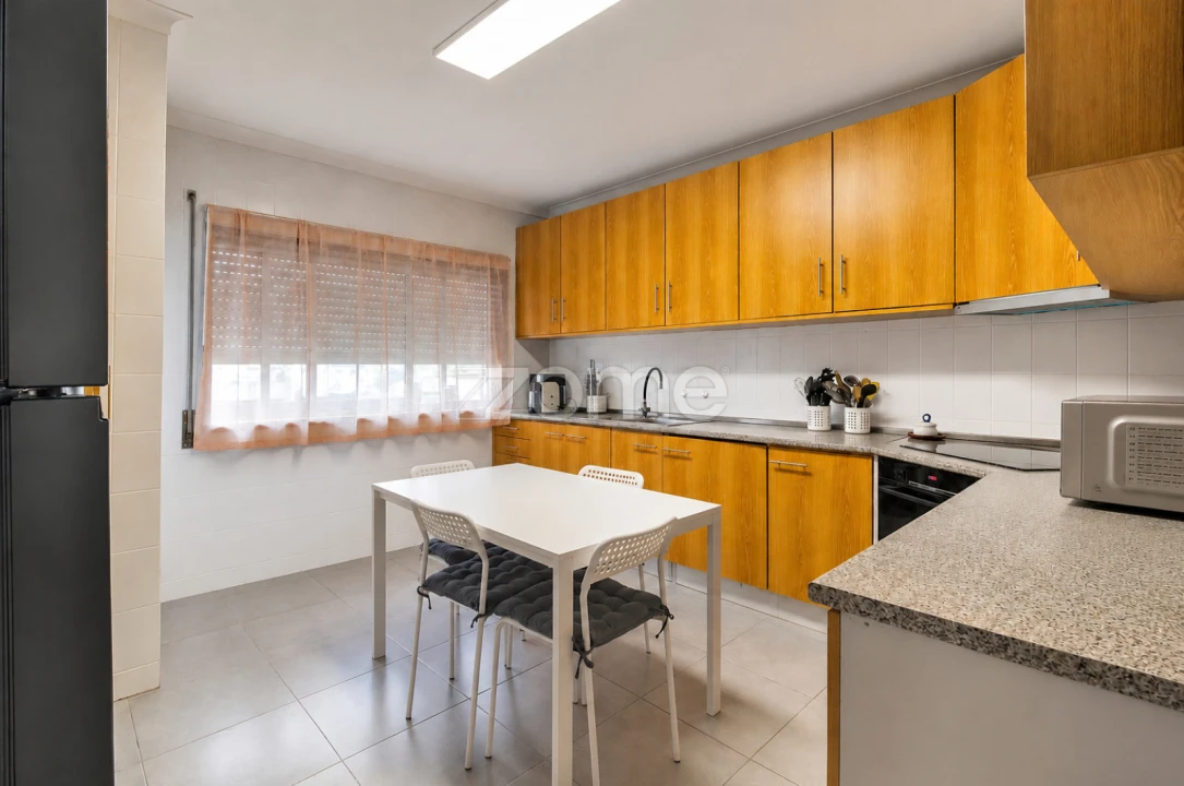 Apartamento T2 para Venda em Nogueira e Silva Escura Foto 5