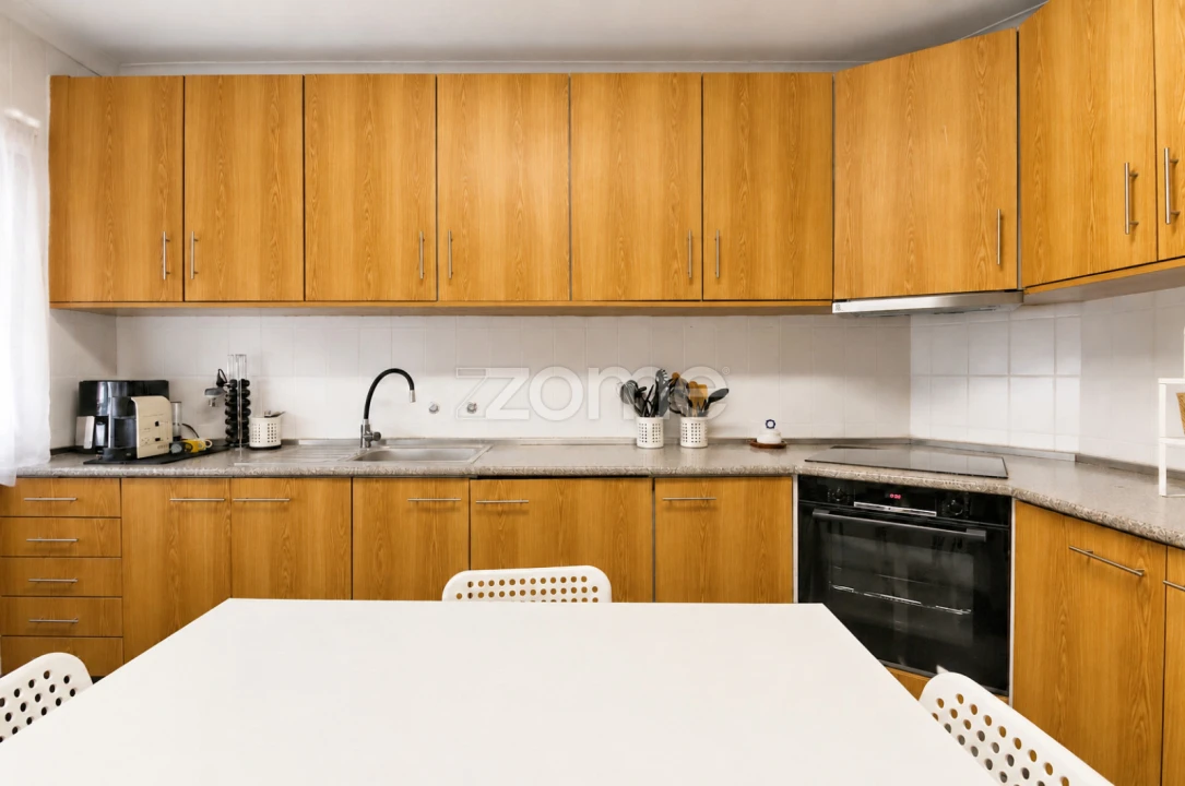 Apartamento T2 para Venda em Nogueira e Silva Escura Foto 2