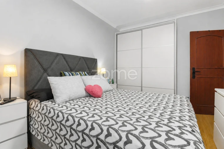 Apartamento T2 para Venda em Nogueira e Silva Escura Foto 19