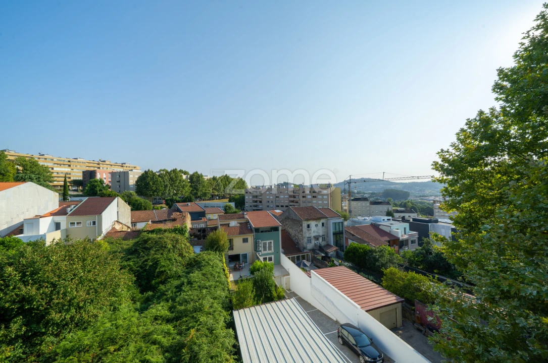 Apartamento T3 para Venda em Braga (Maximinos, Sé e Cividade) Foto 16