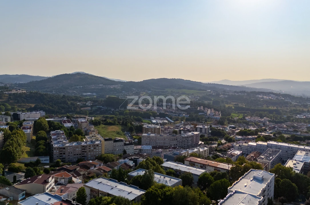 Apartamento T3 para Venda em Braga (Maximinos, Sé e Cividade) Foto 28