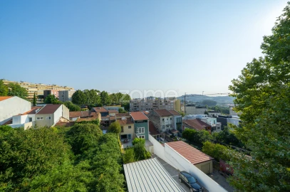 Apartamento T3 para Venda em Braga (Maximinos, Sé e Cividade)