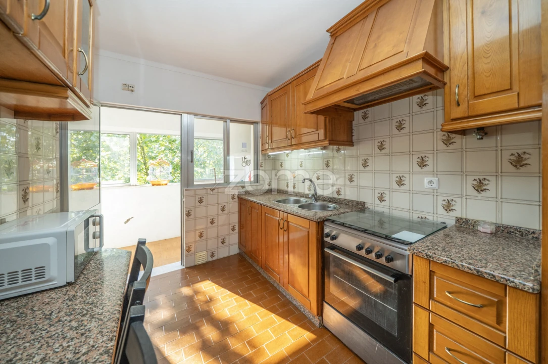 Apartamento T3 para Venda em Braga (Maximinos, Sé e Cividade) Foto 1