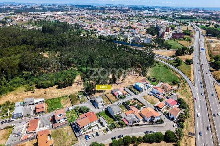 Moradia T4 para Venda em Perafita, Lavra e Santa Cruz do Bispo Foto 12