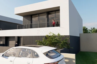 Moradia T4 para Venda em Perafita, Lavra e Santa Cruz do Bispo