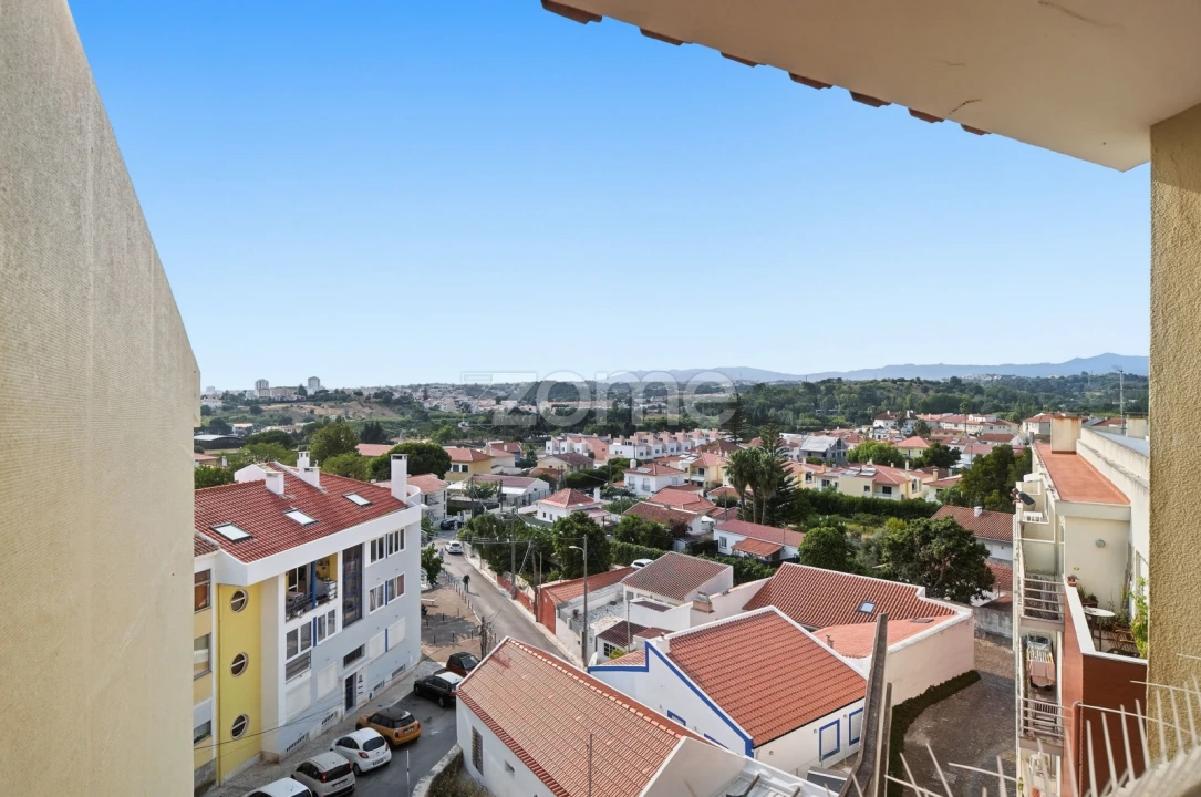Apartamento T4 para Venda em Carcavelos e Parede Foto 34