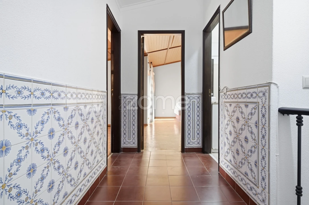 Apartamento T4 para Venda em Carcavelos e Parede Foto 29