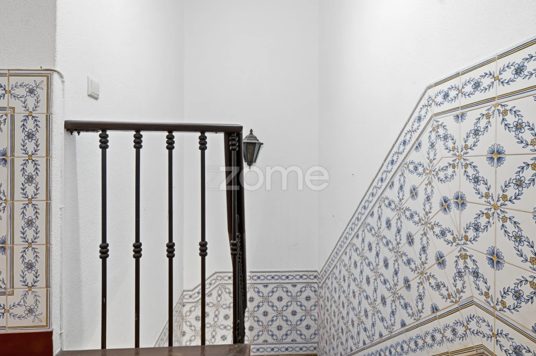 Apartamento T4 para Venda em Carcavelos e Parede Foto 27