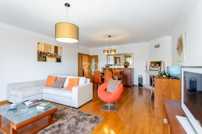 Apartamento T2 para Arrendamento em Cascais e Estoril