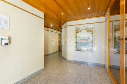 Apartamento T2 para Arrendamento em Cascais e Estoril