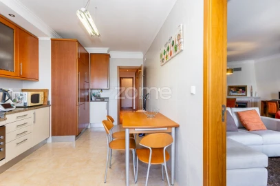 Apartamento T2 para Arrendamento em Cascais e Estoril