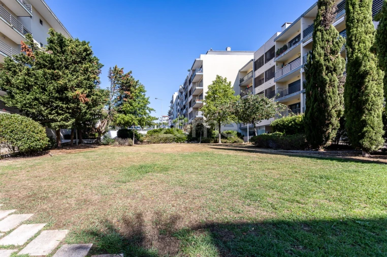 Apartamento T2 para Arrendamento em Cascais e Estoril Foto 34