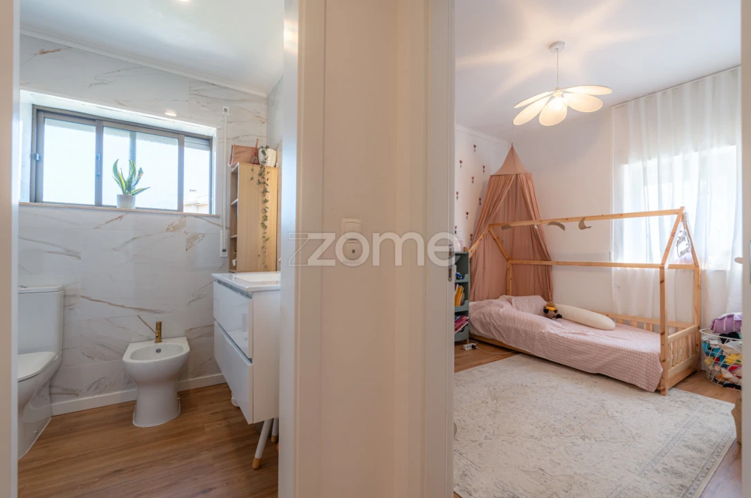 Apartamento T3 para Venda em Santa Clara e Castelo Viegas Foto 14