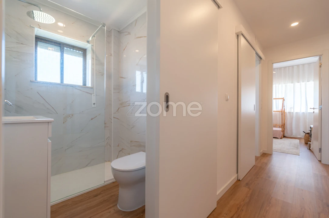 Apartamento T3 para Venda em Santa Clara e Castelo Viegas Foto 13