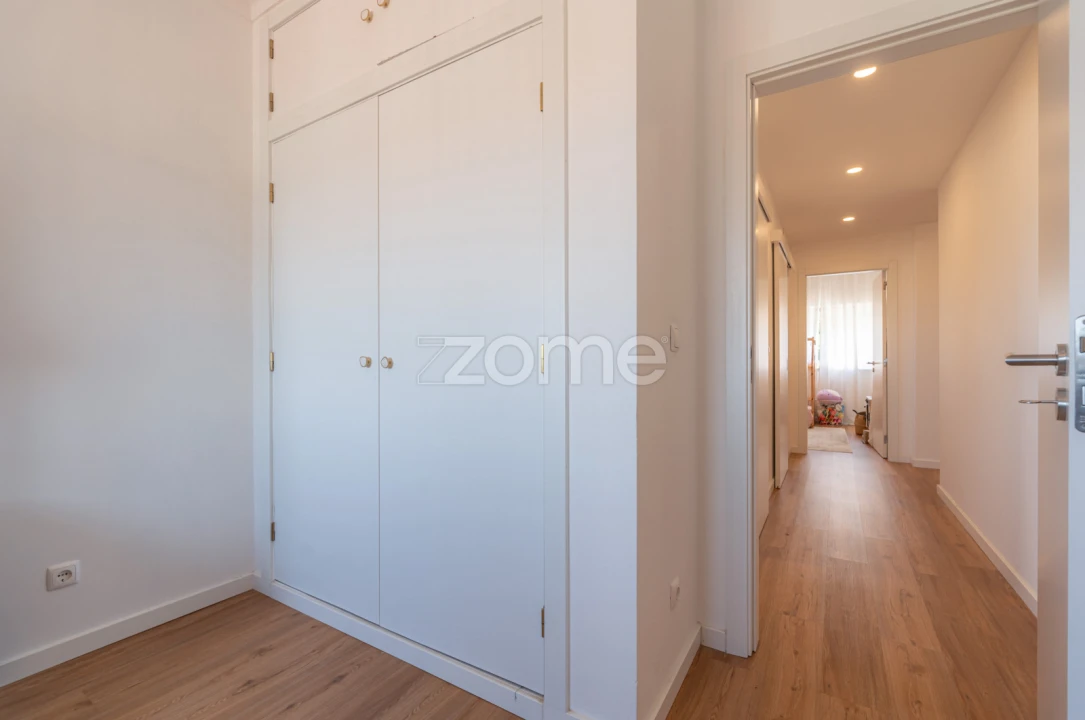 Apartamento T3 para Venda em Santa Clara e Castelo Viegas Foto 22