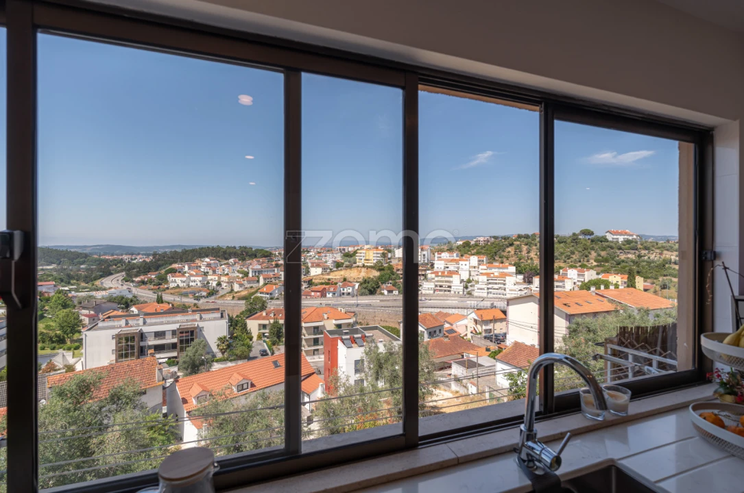 Apartamento T3 para Venda em Santa Clara e Castelo Viegas Foto 25
