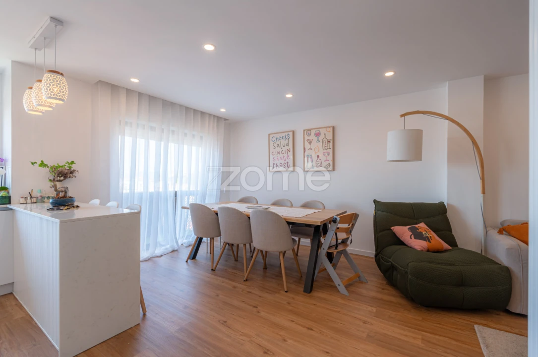 Apartamento T3 para Venda em Santa Clara e Castelo Viegas Foto 3
