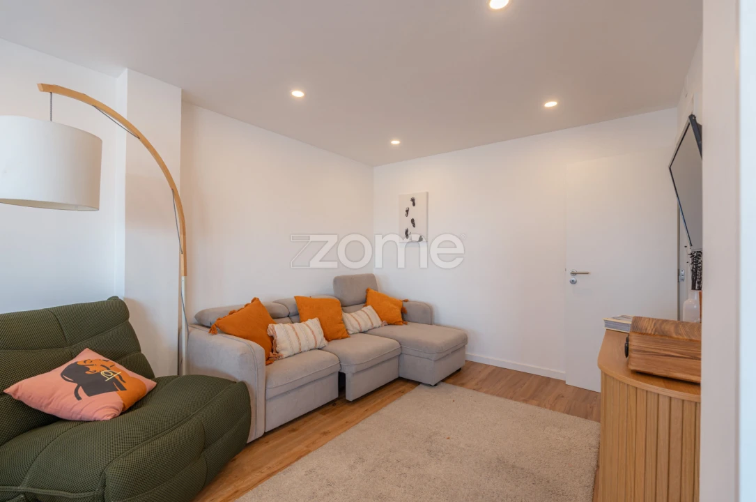 Apartamento T3 para Venda em Santa Clara e Castelo Viegas Foto 7