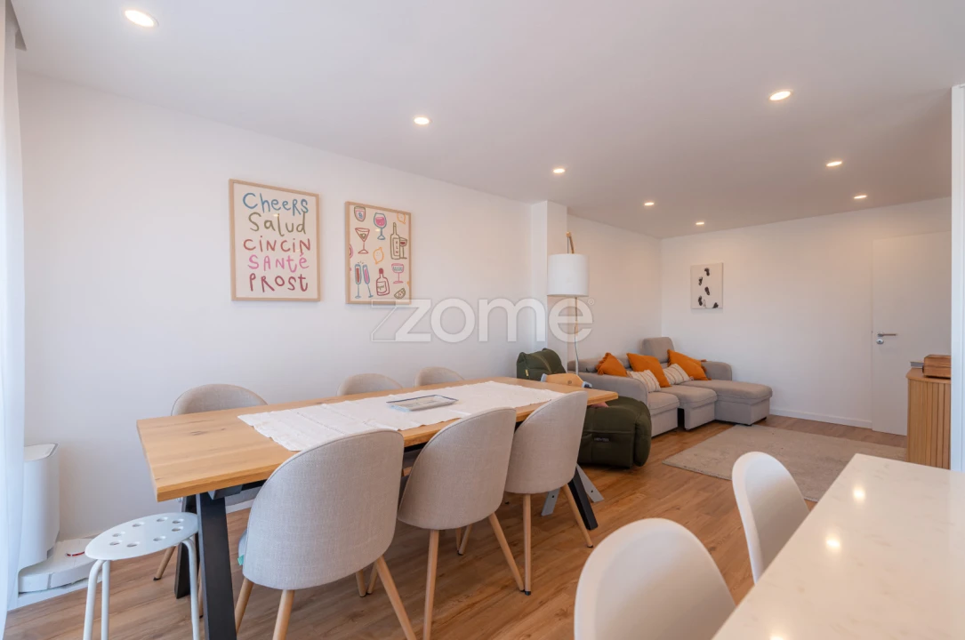 Apartamento T3 para Venda em Santa Clara e Castelo Viegas Foto 8