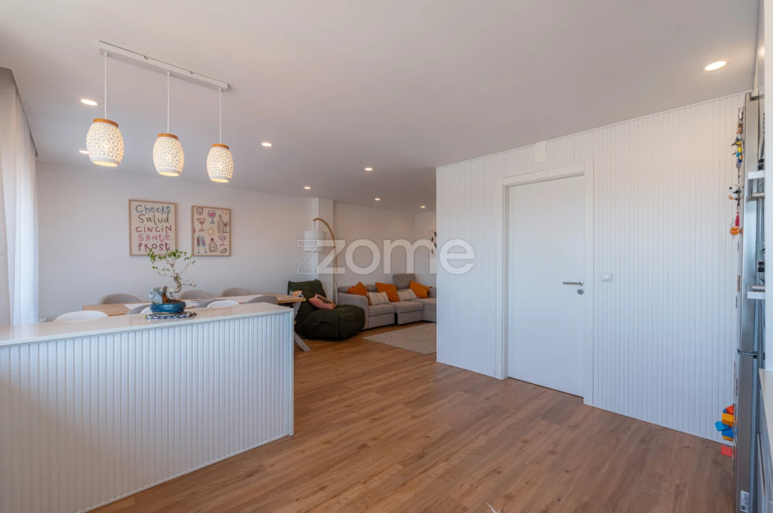 Apartamento T3 para Venda em Santa Clara e Castelo Viegas Foto 9