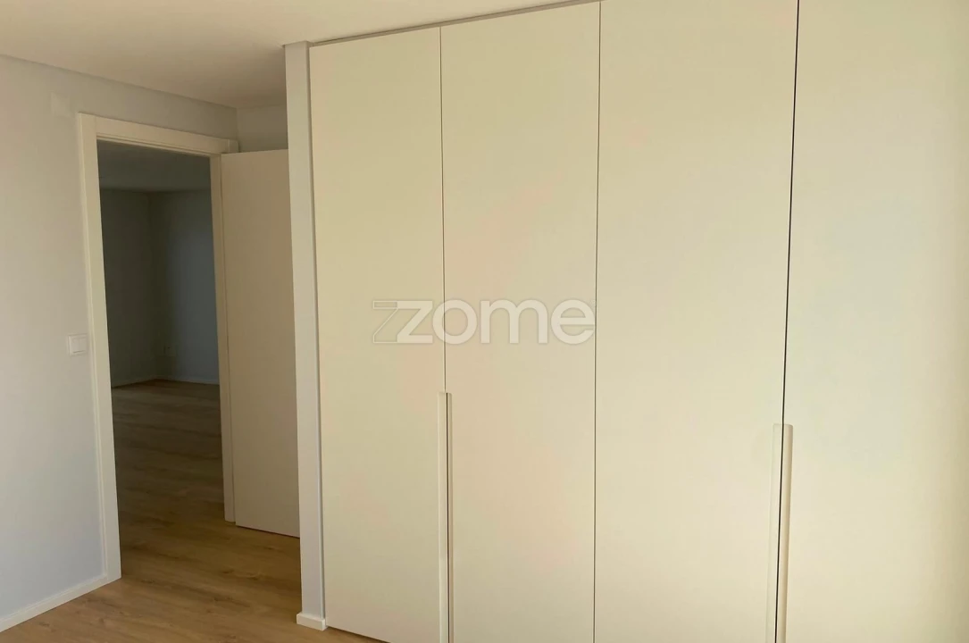 Apartamento T2 para Arrendamento em Leiria, Pousos, Barreira e Cortes Foto 8