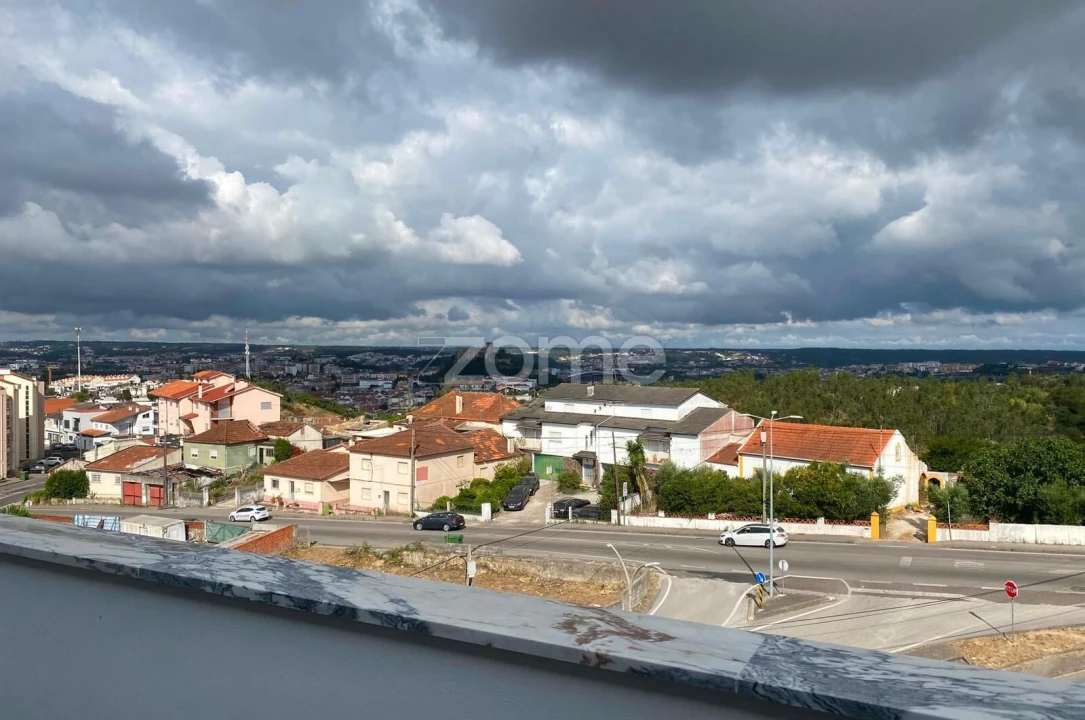 Apartamento T2 para Arrendamento em Leiria, Pousos, Barreira e Cortes Foto 14