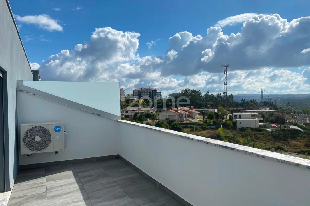 Apartamento T2 para Arrendamento em Leiria, Pousos, Barreira e Cortes Foto 9