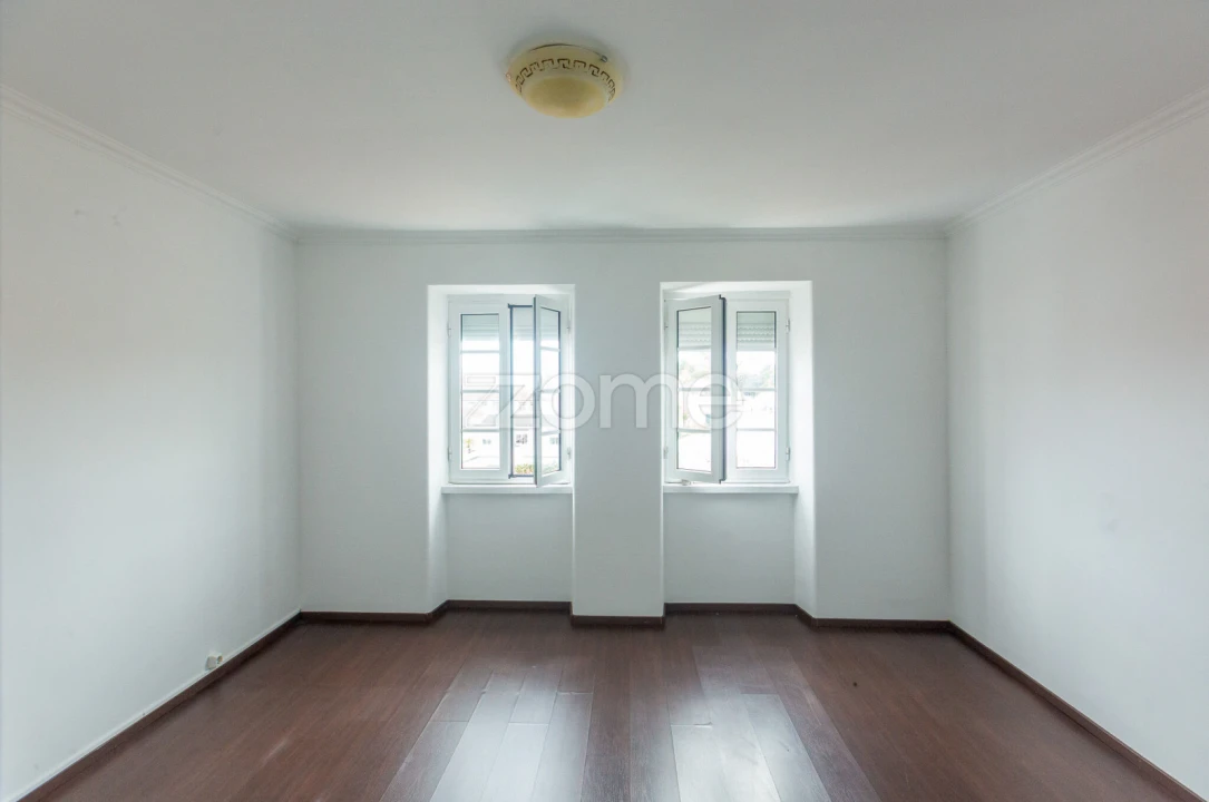 Moradia T4 para Venda em Ponta Delgada (São Sebastião) Foto 28