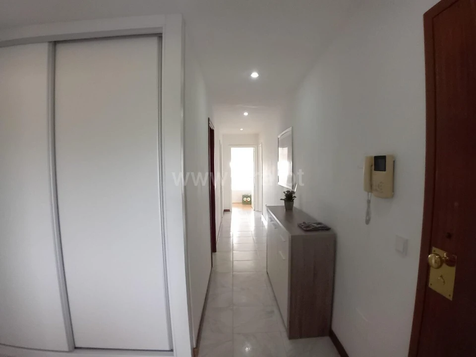 Apartamento T3 para Venda em Gulpilhares e Valadares Foto 11